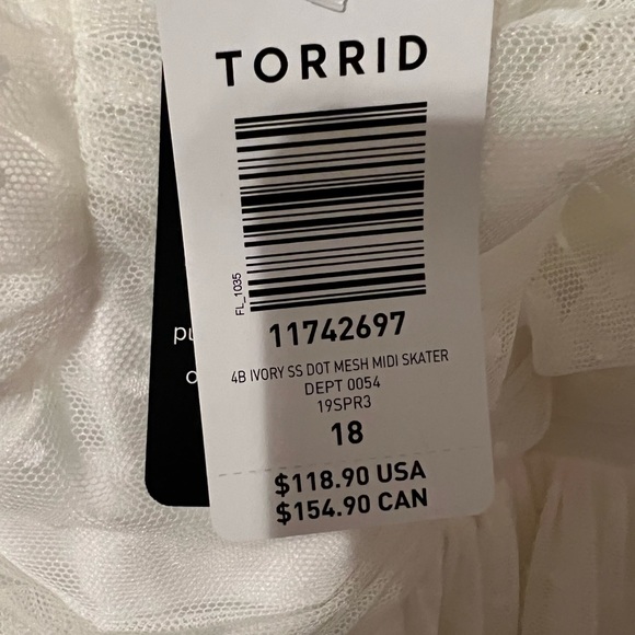 NWT torrid Special Occasion Ivory Dot Mesh Midi Skater Dress, size 18 - Picture 9 of 16